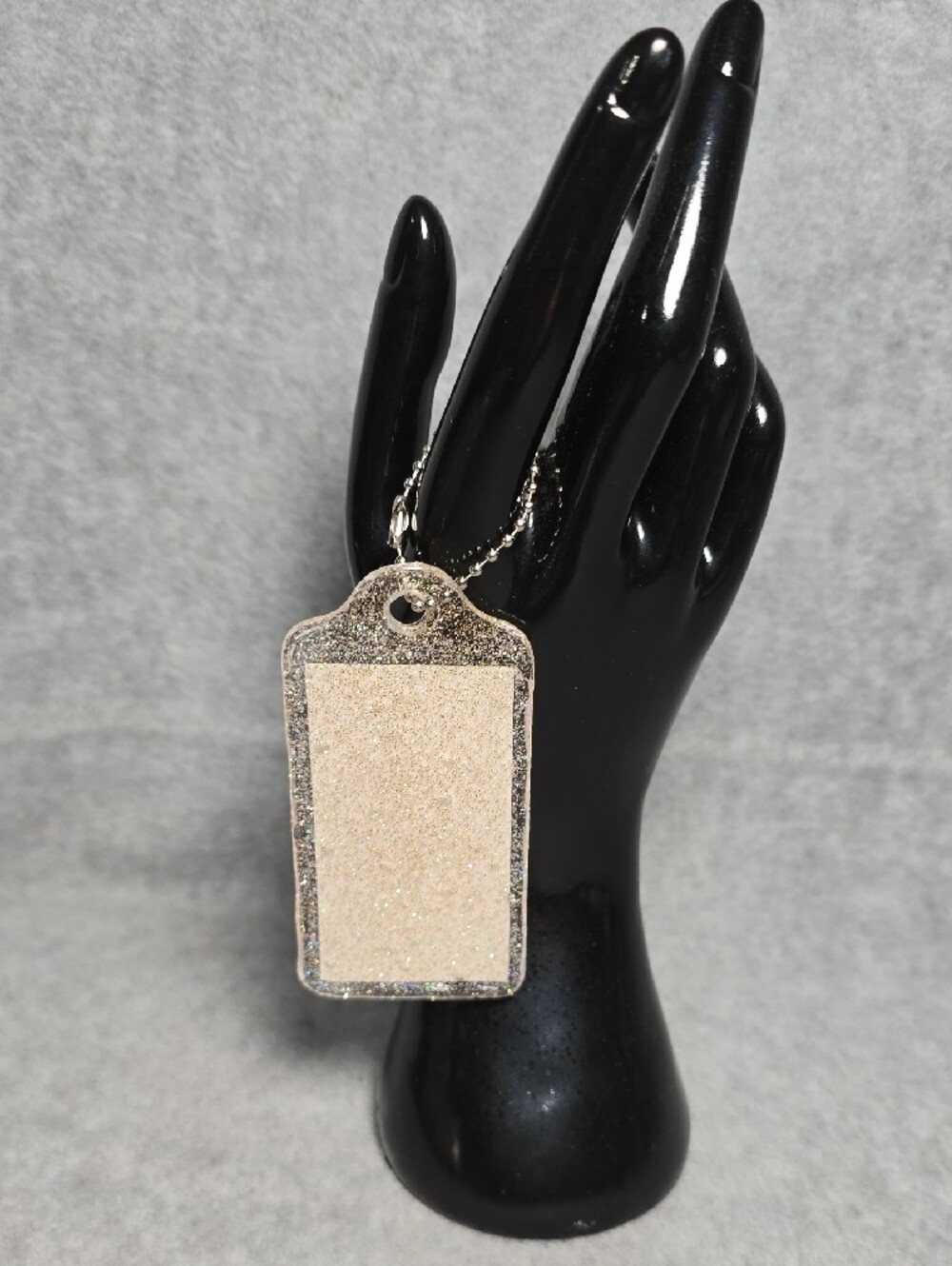 Handcrafted Resin Bag Charm/Hangtag - Picture 2 of 8